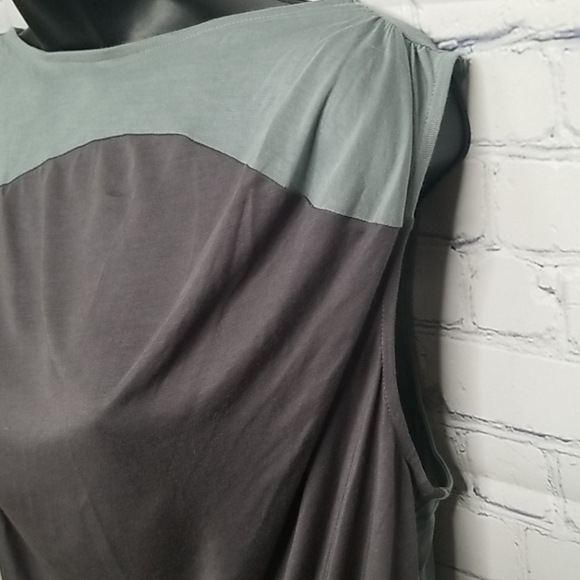 Ann Taylor Loft tank top - Picture 4 of 8